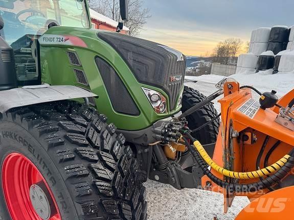 Fendt 724 Traktorok