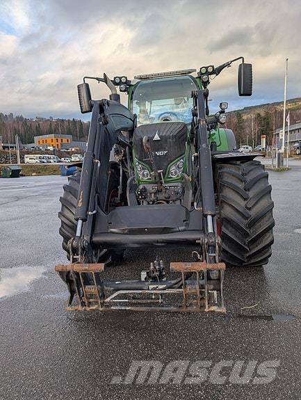 Fendt 724 profi+ Traktorok