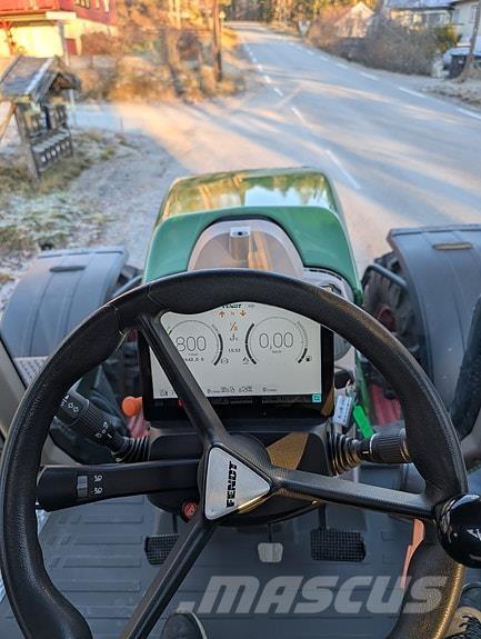 Fendt 724 profi+ Traktorok