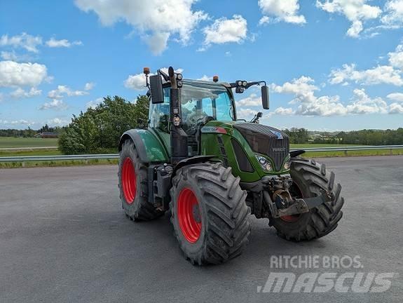 Fendt 724 S4 Vario Traktorok