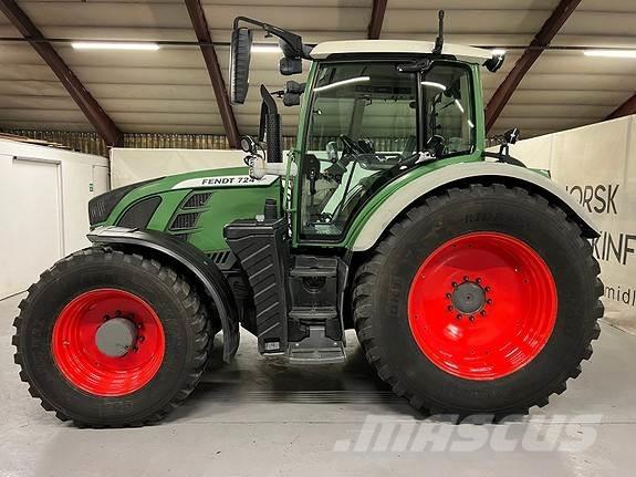 Fendt 724 Vario Traktorok
