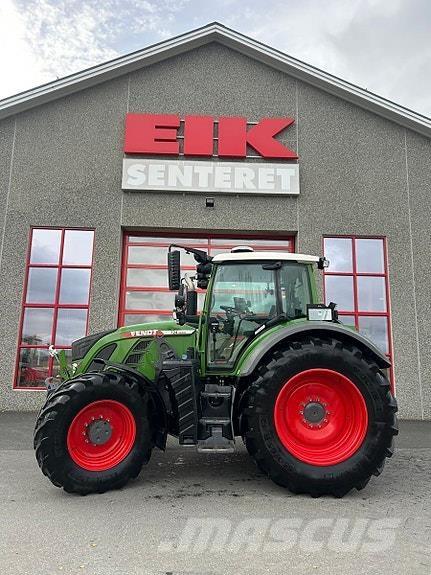 Fendt 724 VARIO Traktorok