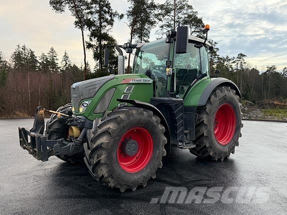 Fendt 724S4 Traktorok