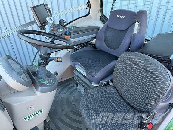 Fendt 828 Vario Traktorok