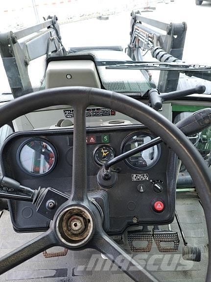 Fendt 828 Vario Traktorok