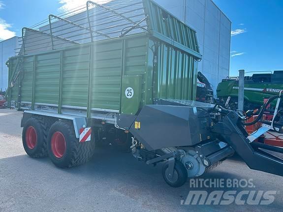 Fendt TIGO MR 40 Egyéb szálastakarmányozási gépek