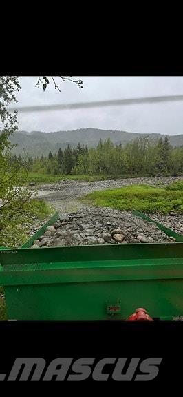 Foss-Eik  Mezőgazdasági Általános célú pótkocsik