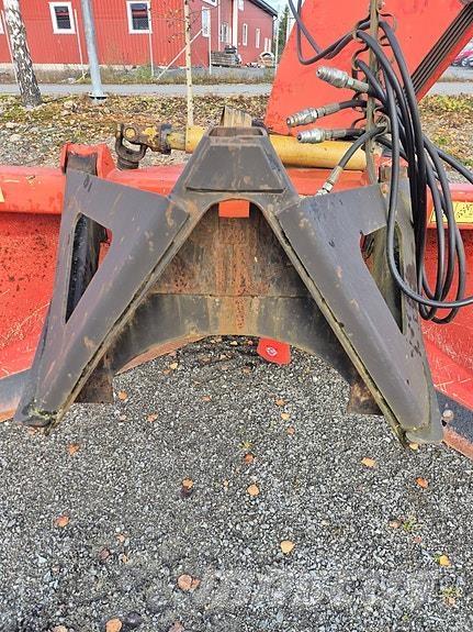 Globus GSF2450-1 Egyéb útkarbantartó és hókotró gépek