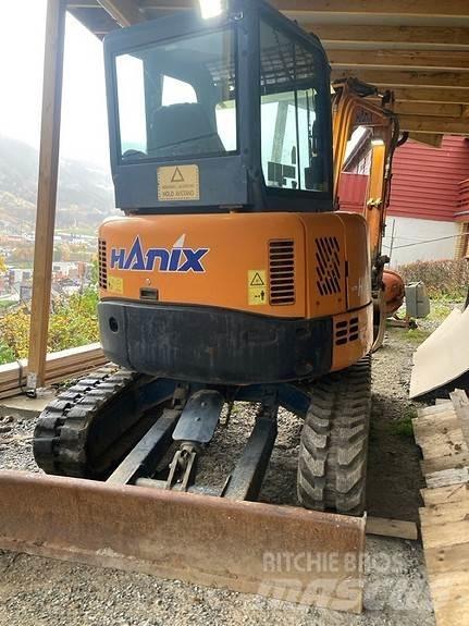 Hanix H36CR Mini kotrók < 7t
