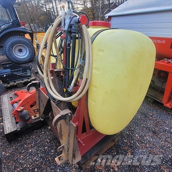 Hardi  Önjáró trágyaszórók