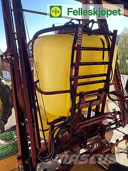 Hardi Master 1000 Önjáró trágyaszórók