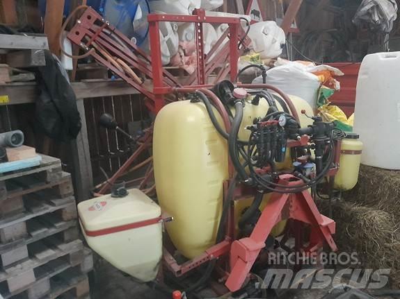 Hardi NK400 Önjáró trágyaszórók