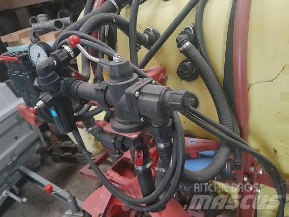 Hardi NK400 Önjáró trágyaszórók