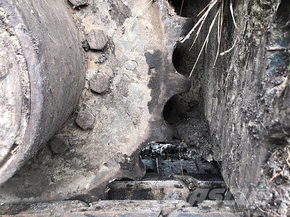 Hitachi ZX85US Lánctalpas kotrók