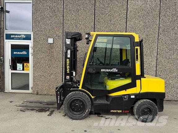 Hyster H3,5A 67990 Dízel targoncák