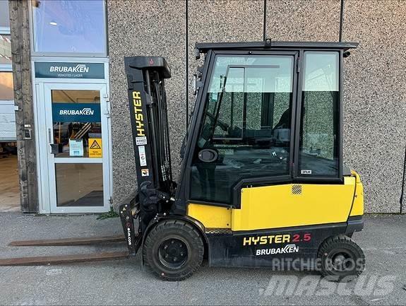 Hyster J2,5XN Dízel targoncák