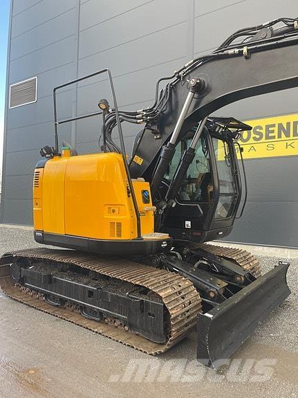 JCB 2020 Lánctalpas kotrók