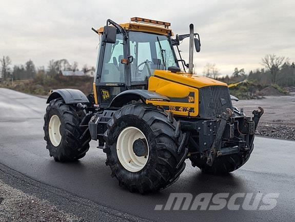 JCB 2135 4WS Traktorok