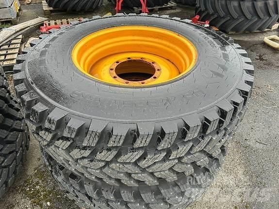JCB FASTRAC 4220 Traktorok