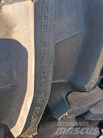 John Deere  Traktorok