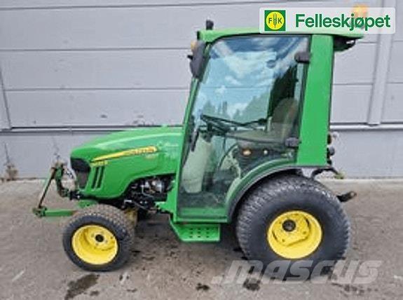 John Deere 2032R Traktorok