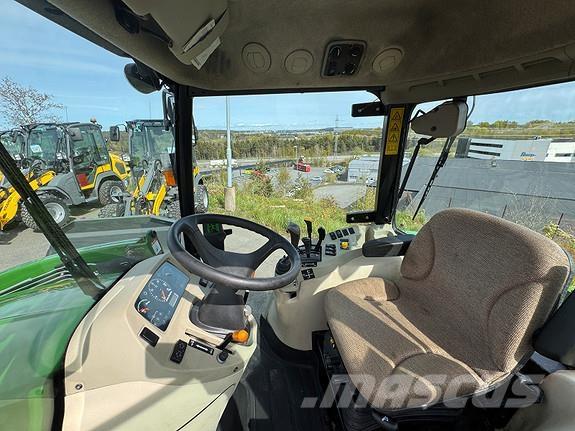 John Deere 3720 Traktorok