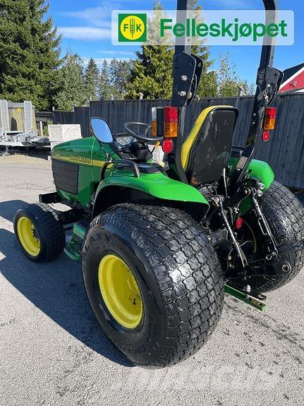 John Deere 4410 Traktorok