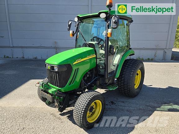 John Deere 4720 Traktorok