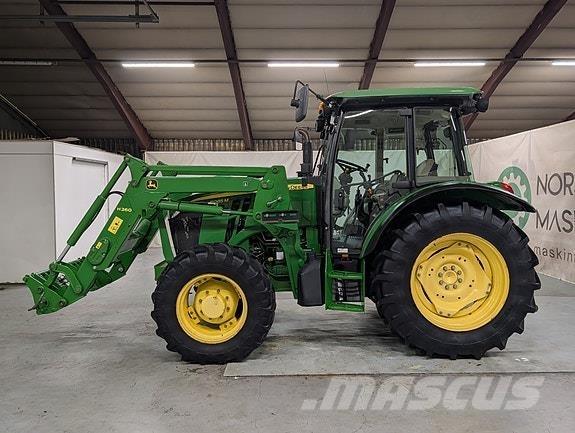 John Deere 5085M Traktorok