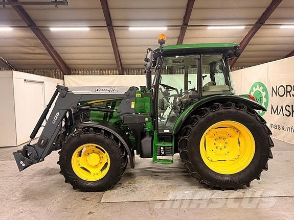 John Deere 5100M Traktorok