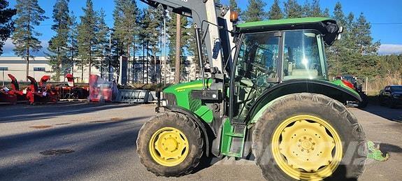 John Deere 5100R Traktorok