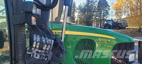 John Deere 5100R Traktorok