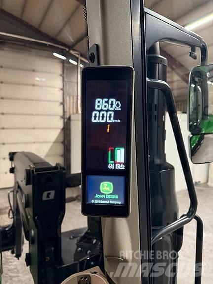 John Deere 6100M Traktorok
