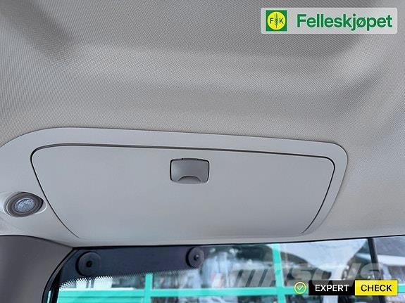 John Deere 6130R Traktorok