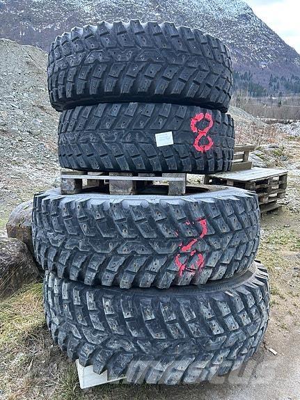 John Deere 6210R Traktorok