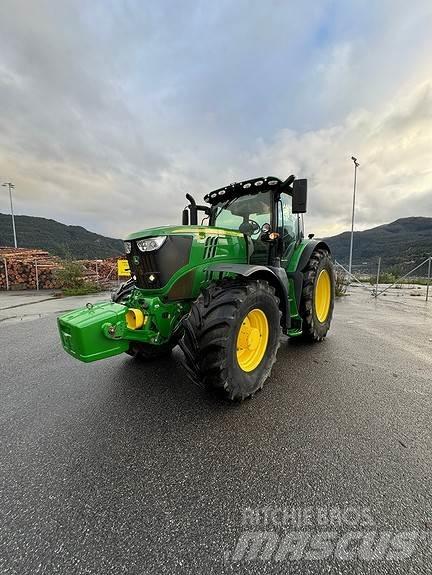 John Deere 6215R Traktorok