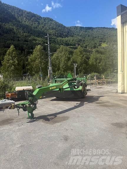 John Deere 630 Egyéb szálastakarmányozási gépek