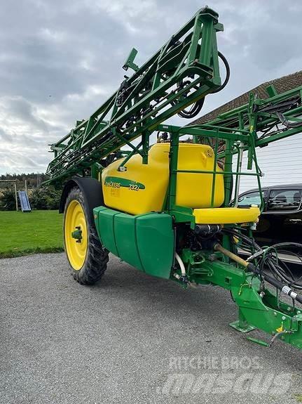 John Deere 732i Önjáró trágyaszórók