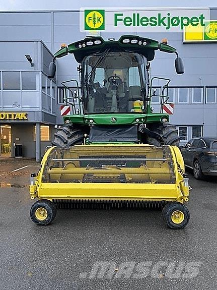 John Deere 8400 Rendforgatók