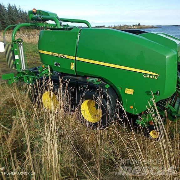 John Deere C441R Körbálázók