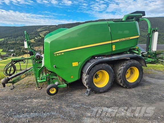 John Deere C441R Körbálázók