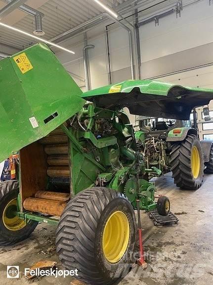 John Deere F441 Körbálázók