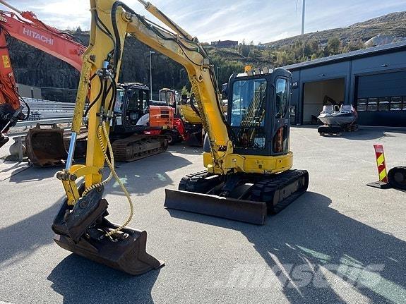 Komatsu PC50 MR-2 Mini kotrók < 7t