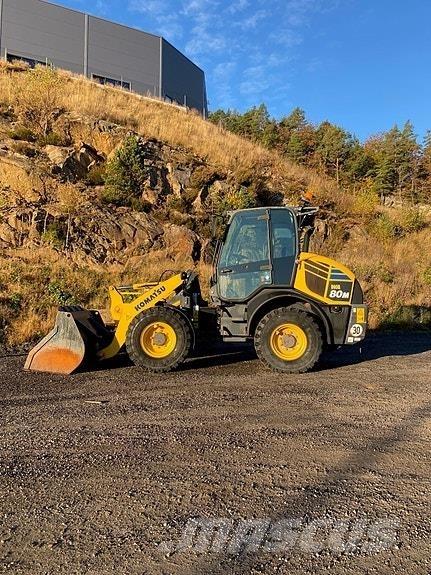 Komatsu WA80M-7 Gumikerekes homlokrakodók