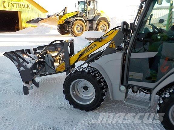 Kramer Brøyteklar Gumikerekes homlokrakodók