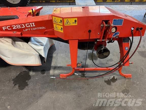 Kuhn GA283 GII-FF Egyéb szálastakarmányozási gépek