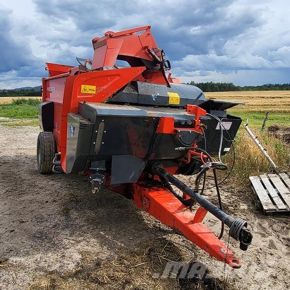 Kuhn Primor 5570M Körbálázók