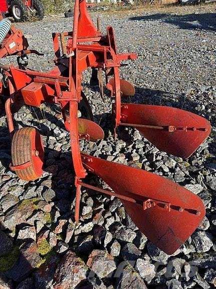 Kverneland 14 Hagyományos ekék