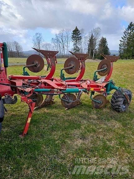 Kverneland 150S Váltvaforgató ekék