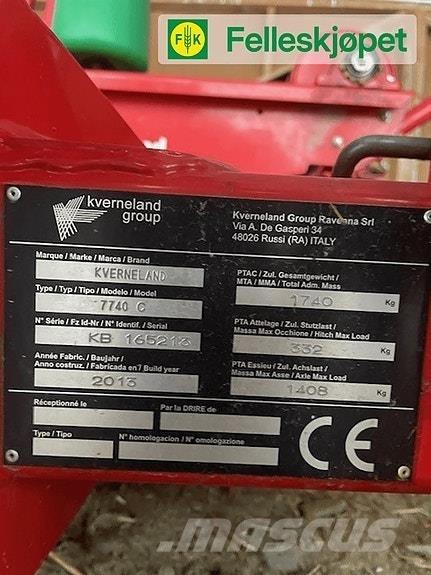 Kverneland 7740C Göngyölő gépek